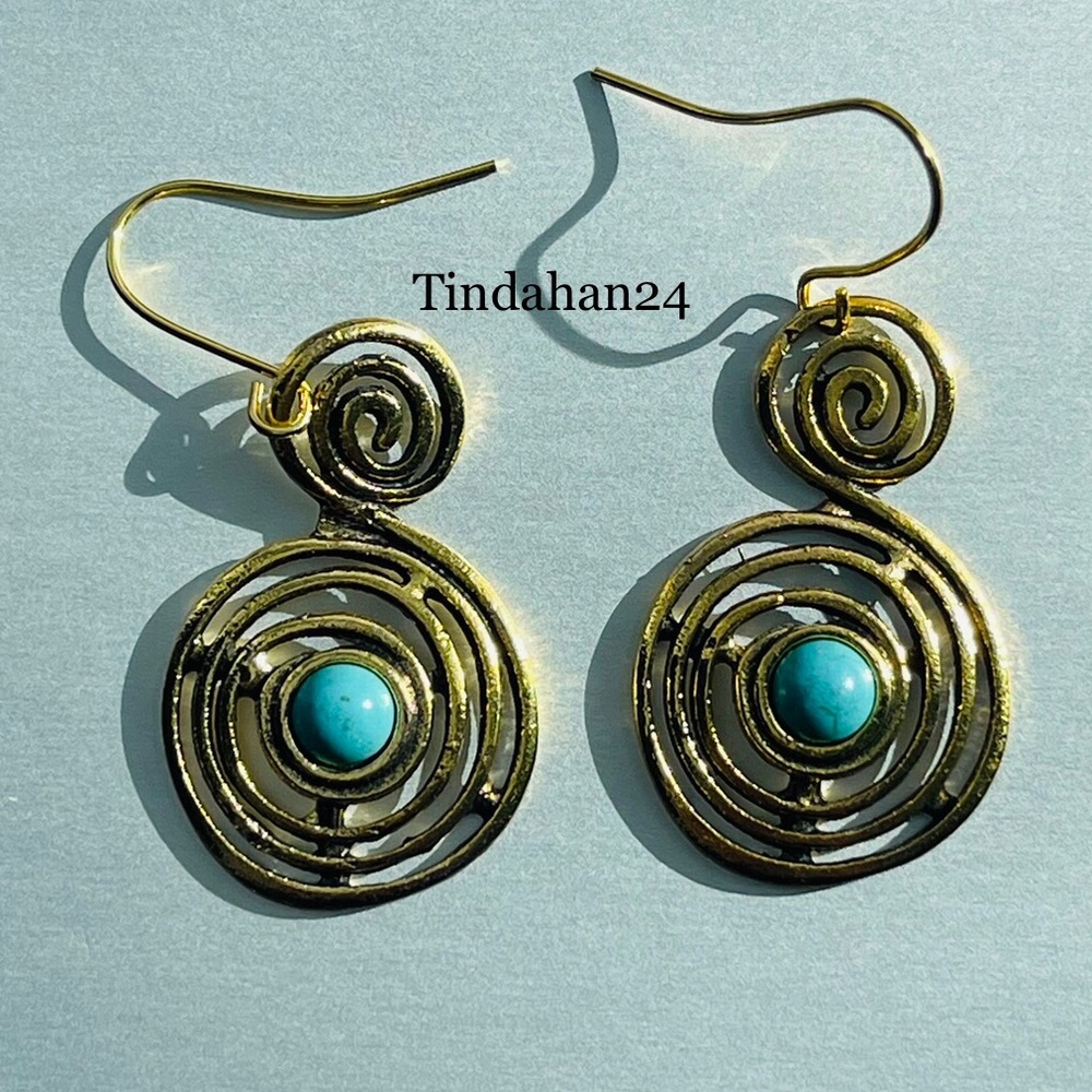 CycleSphere‎ Golden Ethnic With Turquoise inlaid Earrings